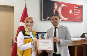 112’yi arayan erkek, telefondaki personelin talimatlarıyla sancısı başlayan eşine doğum yaptırdı