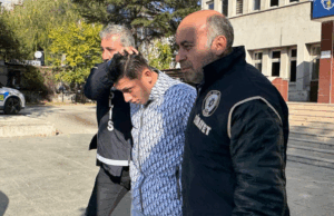 “Çakmak” bahanesiyle yaklaşıp bıçakladı: O anlar kamerada