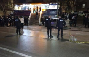 Bursa’da kıraathane önünde silahlı saldırı! Ağır yaralılar var…