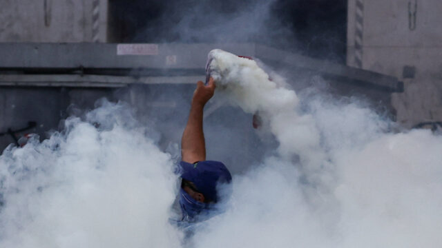 'Kölelik' geri döndü: Arjantin halkı isyan çıkardı: 12 saat çalışma zorunluluğu