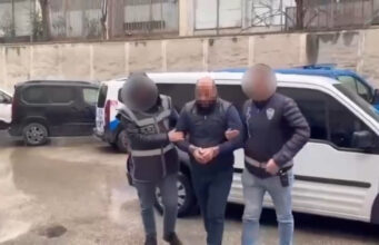 Bursa’da baskın! Çok sayıda kaçak silah ele geçirildi…