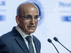 Bakan Şimşek: İhracatçılarımıza destek vermeye devam edeceğiz