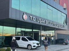 Uşak Belediyesi’ne yönelik rüşvet soruşturmasında gözaltına alınan 28 şüpheli İstanbul’a getirildi