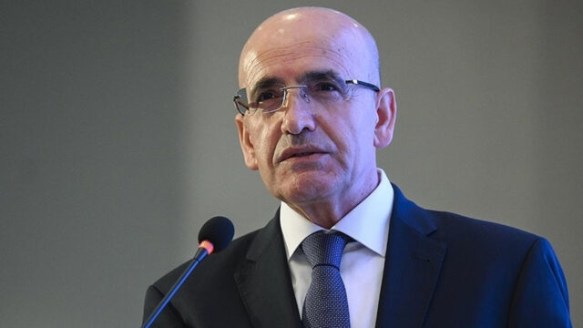 Bakan Şimşek'ten akaryakıt fiyatlarıyla ilgili açıklama: Eşel mobil ile vatandaşımızı şoklara karşı koruduk