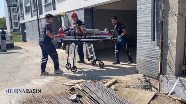 İnegöl'de Otomobilin Altında Kalan Adam Ağır Yaralandı